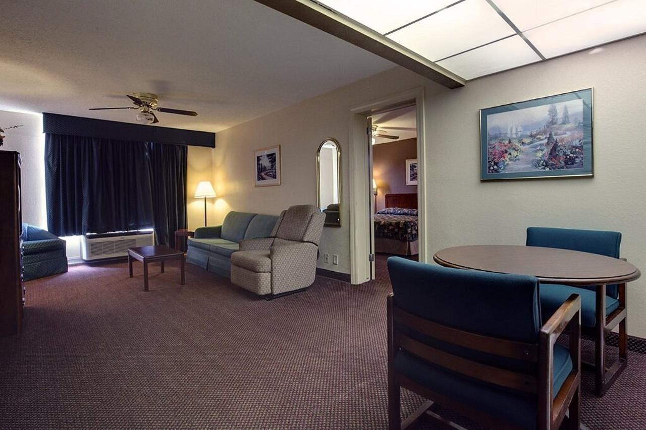Americas Best Value Inn Marshall Bel Air Exteriér fotografie